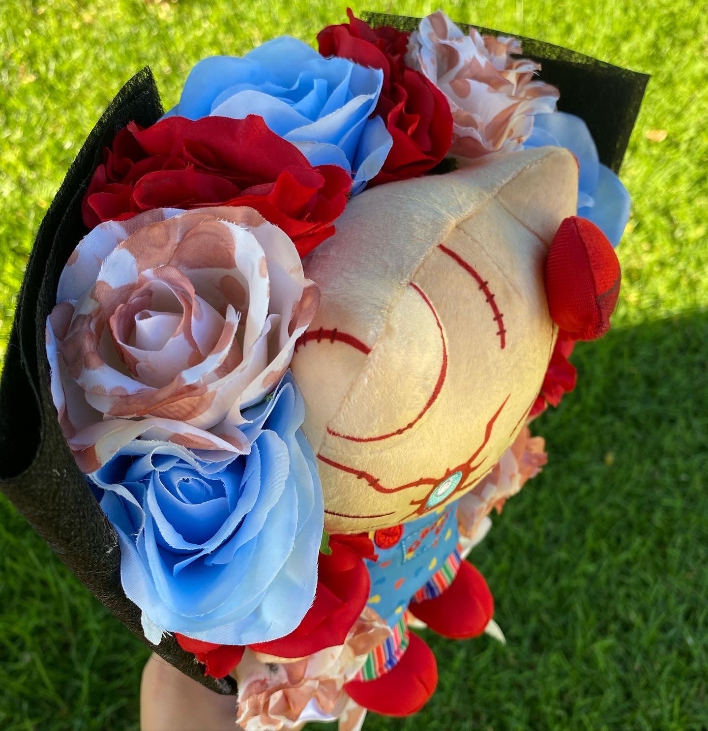 killer kitty big artificial plush bouquet